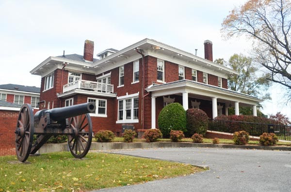 Davis & Hoss finds new home in historic Fort Wood neighborhood